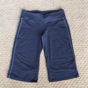 Lululemon Capris Black 6